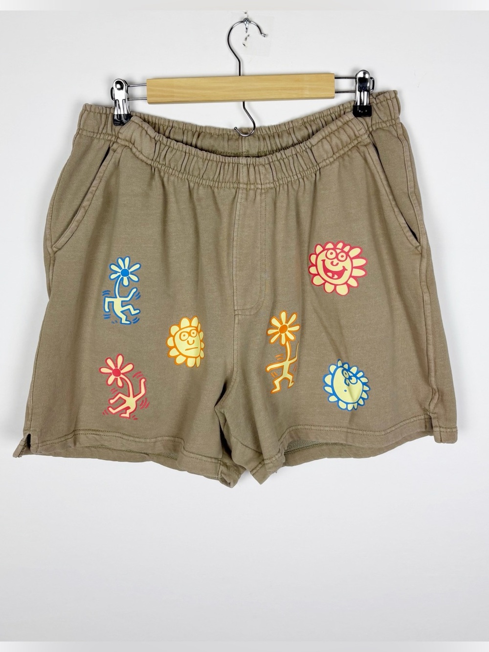 Keith Haring Floral Doodle Graphic Sweat Shorts Men’s Size XL Tan
